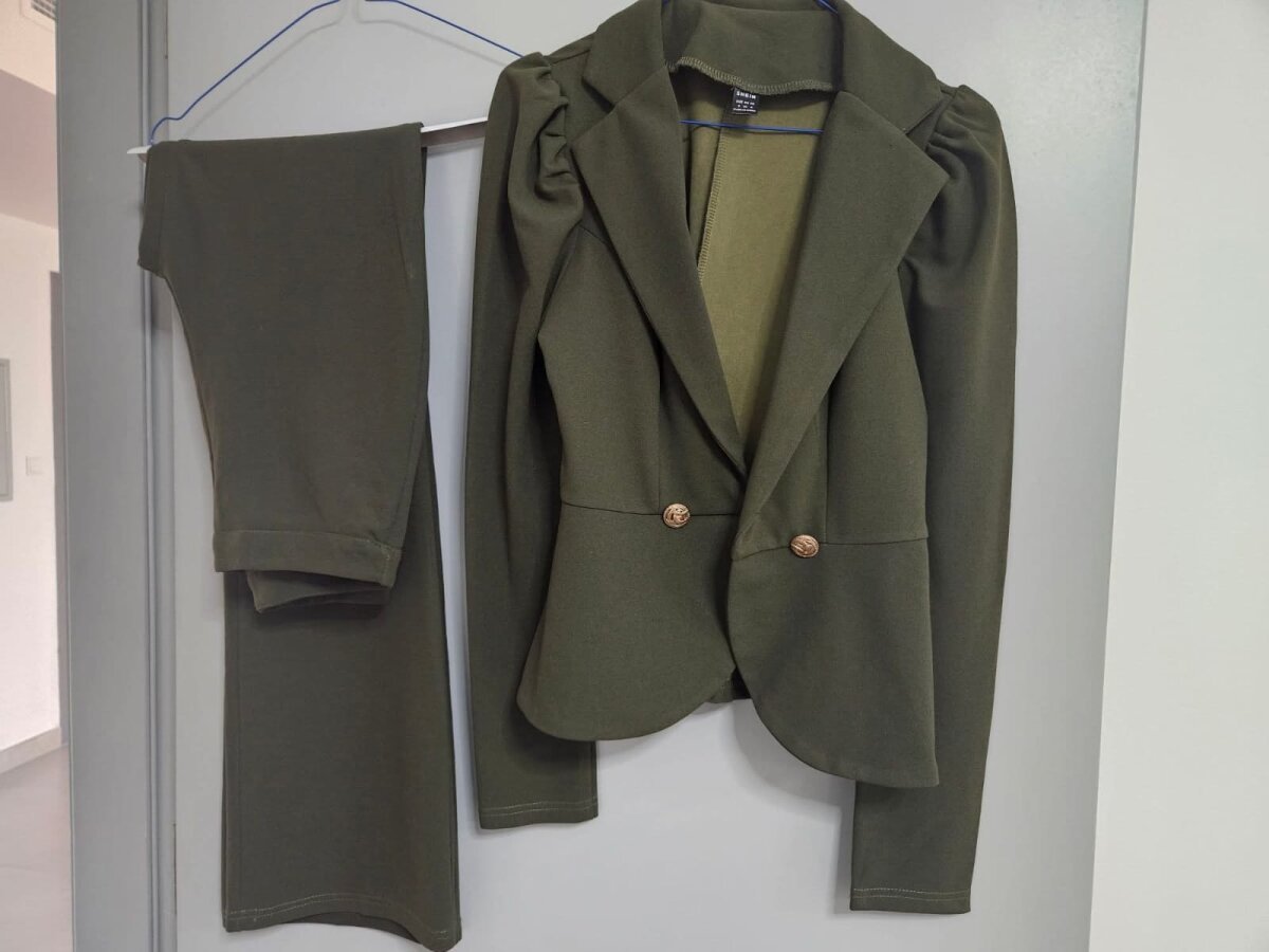 Ladies Suit